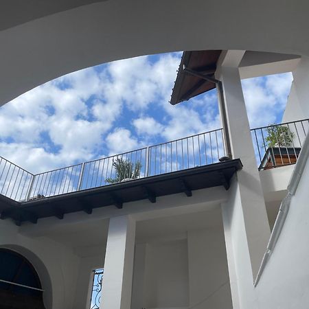 Piazzetta Del Forno Appartamento Assergi Bagian luar foto
