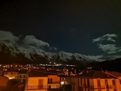 Piazzetta Del Forno Appartamento Assergi Bagian luar foto